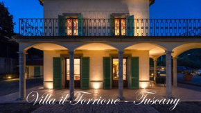 Elegant villa near Lucca